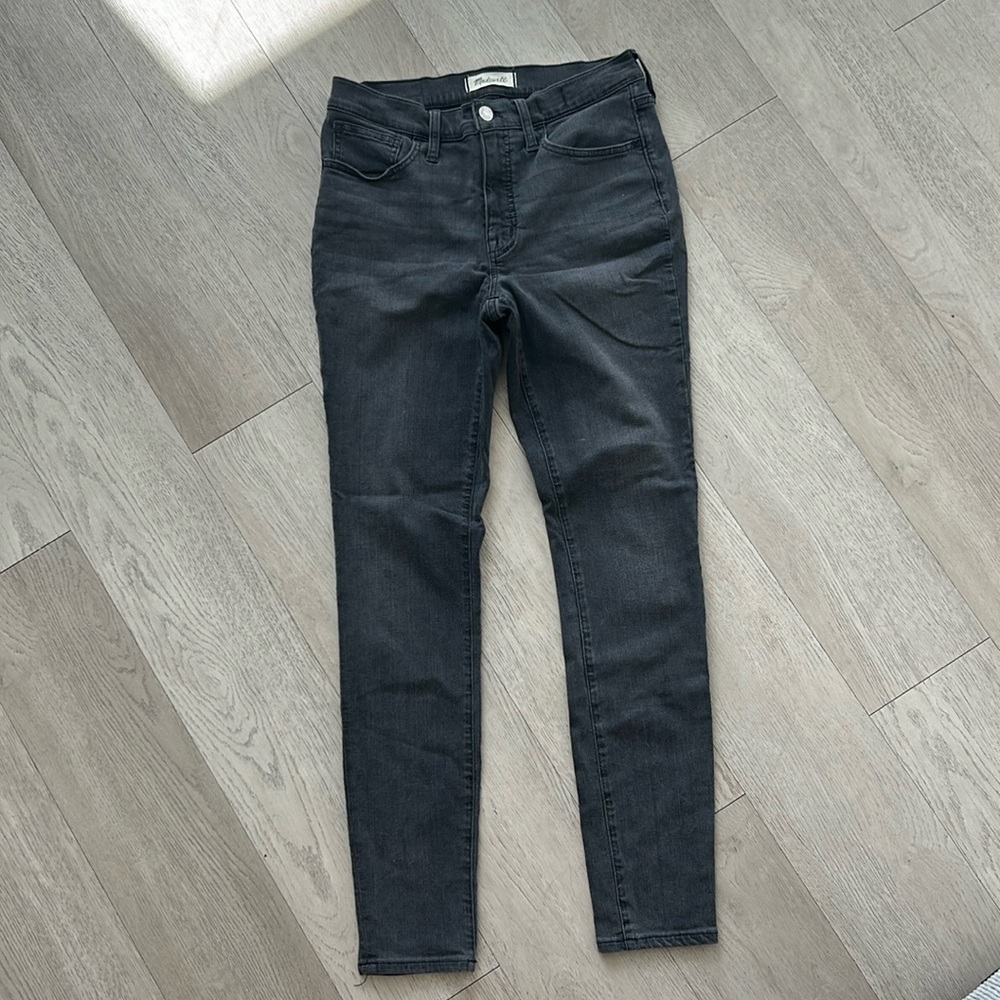 Roadtripper black wash jeans by Madewell size 28